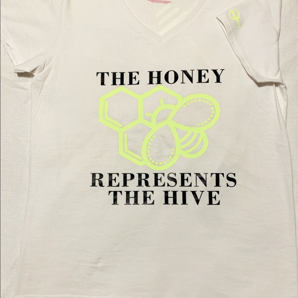Tee shirt